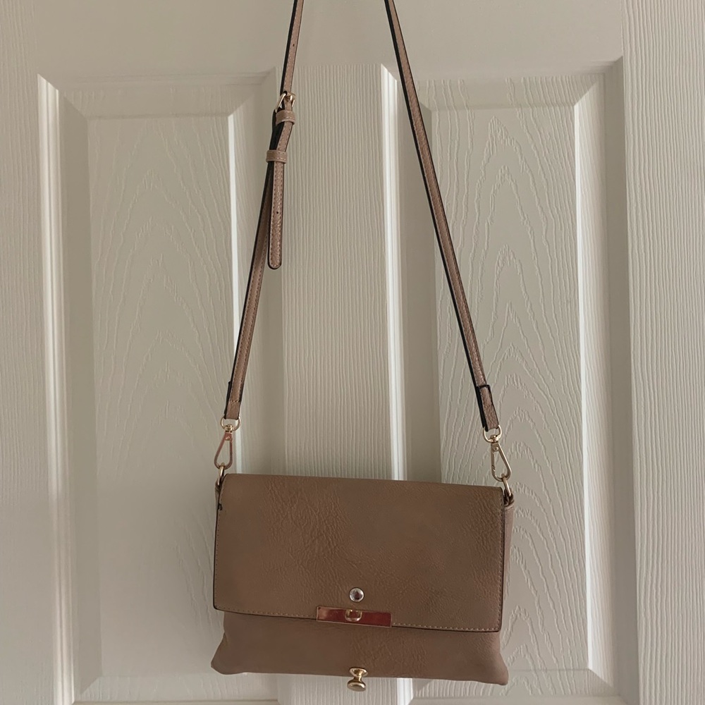 Tan leather and gold crossbody purse